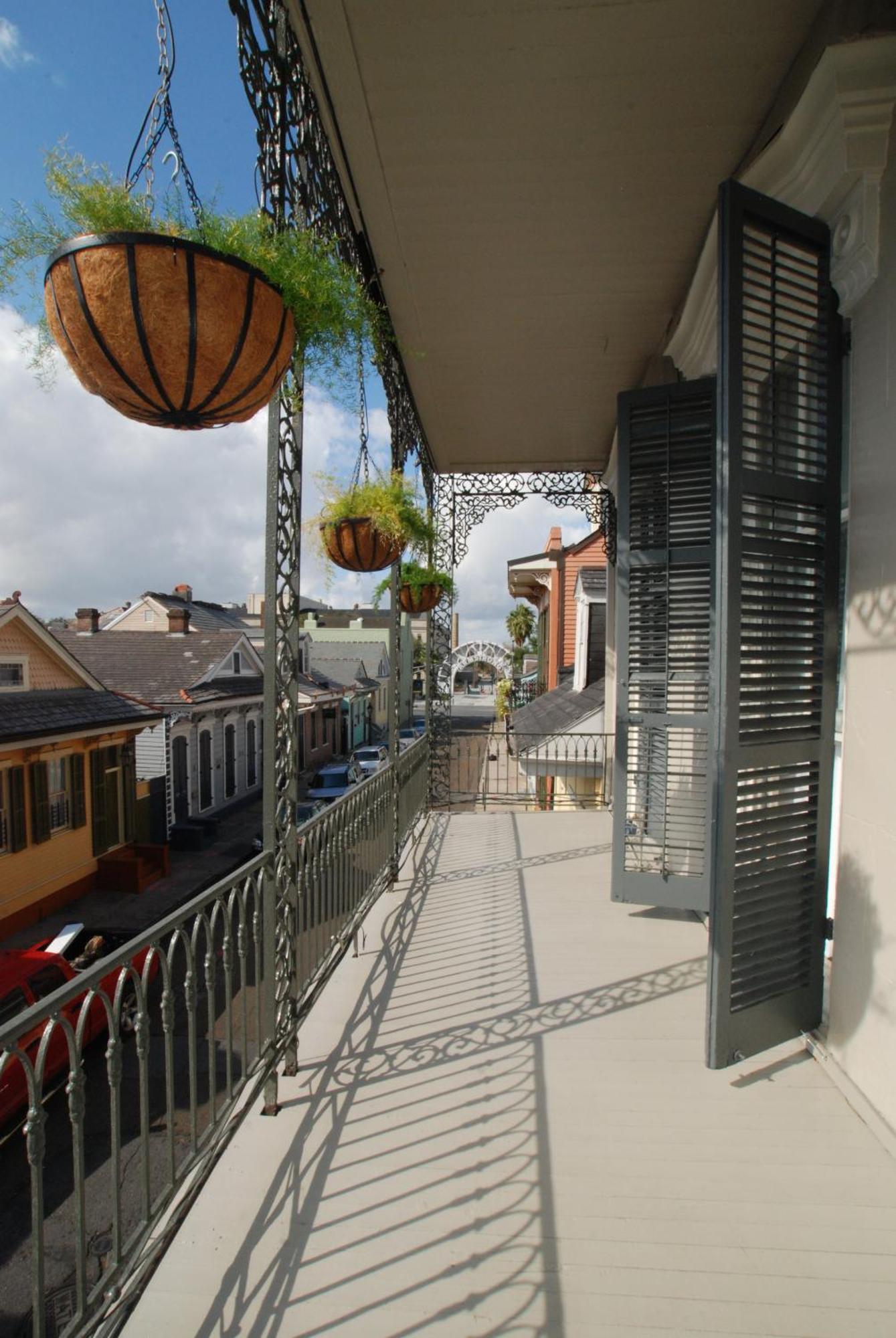 Inn On St. Ann, A French Quarter Guest Houses Property نيو أورلينز المظهر الخارجي الصورة