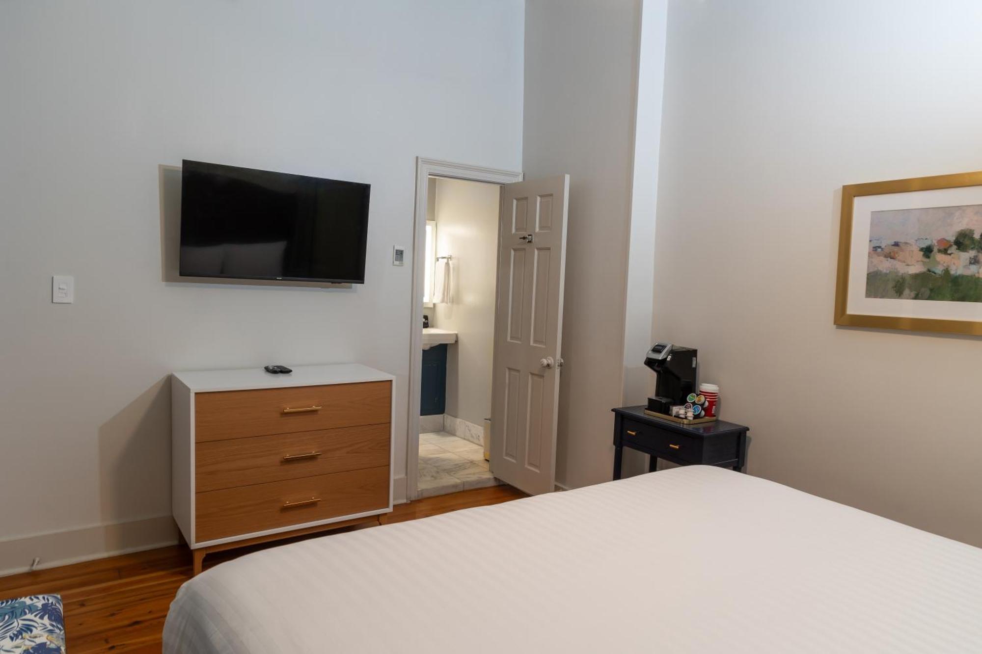 Inn On St. Ann, A French Quarter Guest Houses Property نيو أورلينز المظهر الخارجي الصورة
