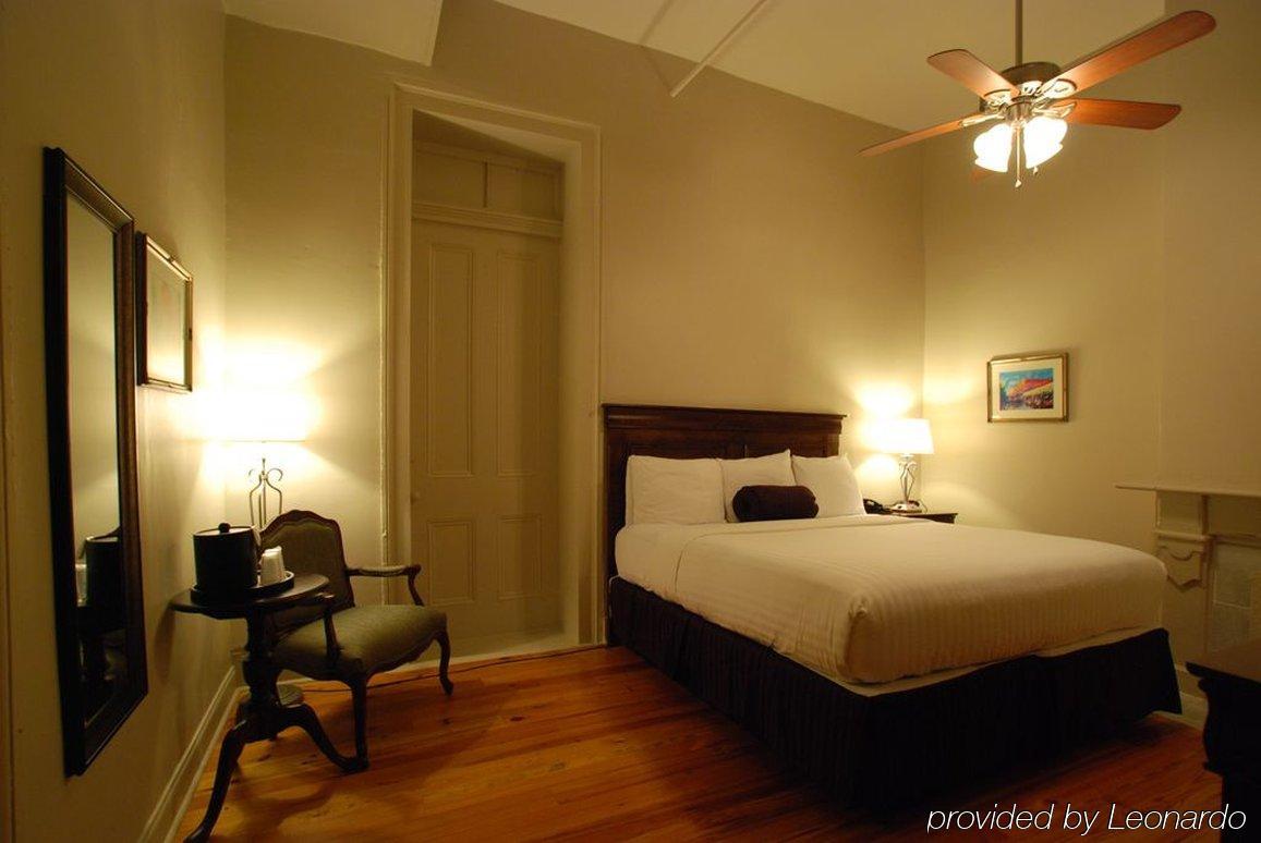 Inn On St. Ann, A French Quarter Guest Houses Property نيو أورلينز المظهر الخارجي الصورة