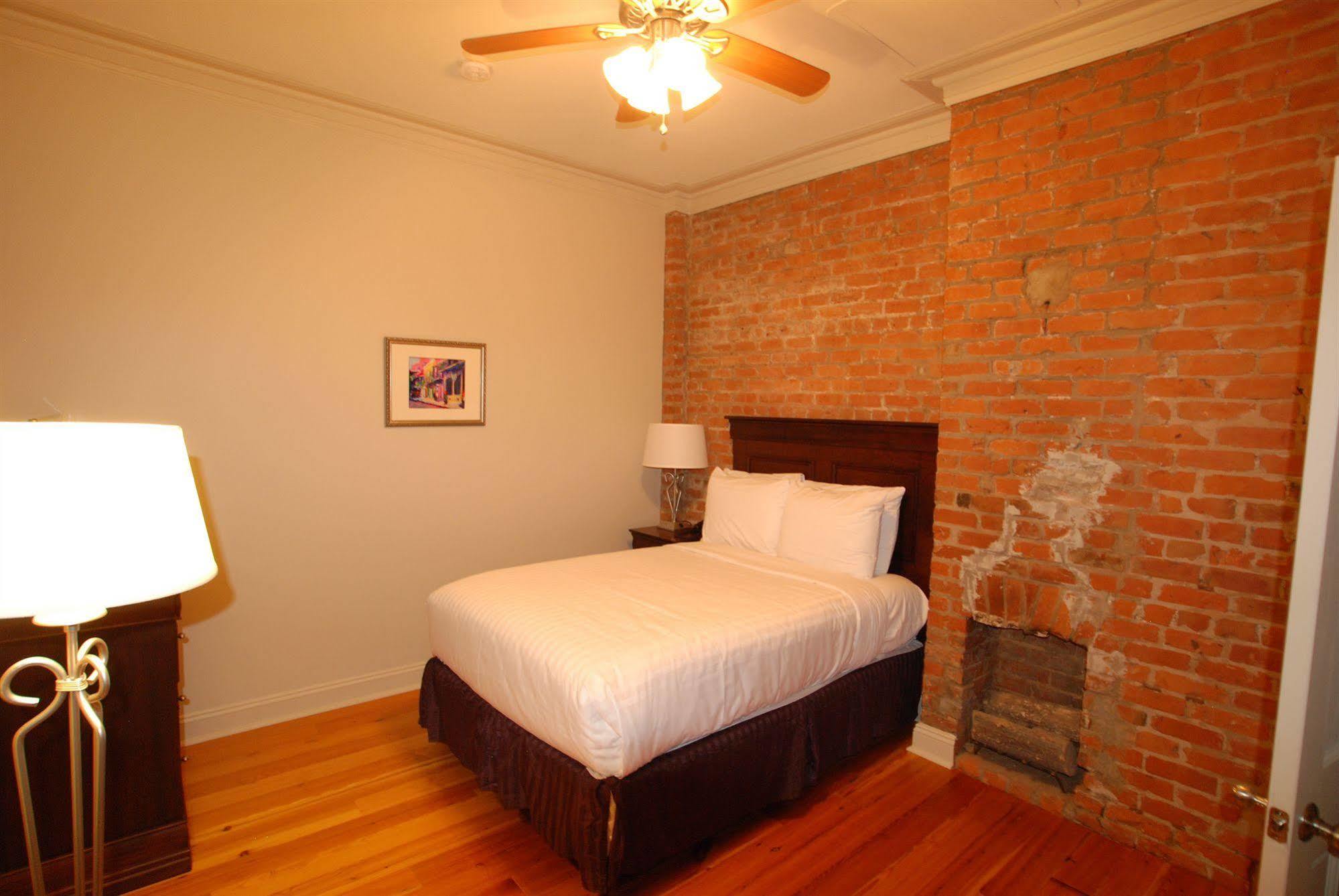 Inn On St. Ann, A French Quarter Guest Houses Property نيو أورلينز المظهر الخارجي الصورة
